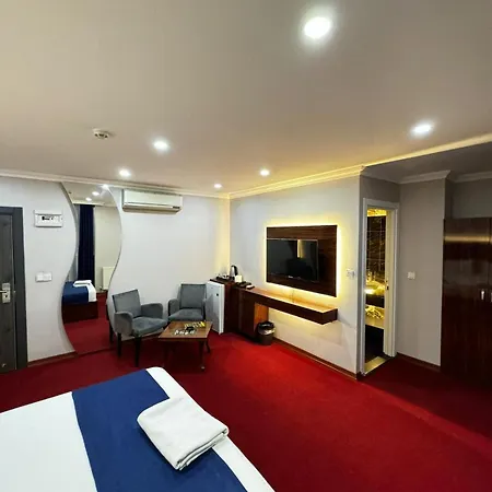 Lion King Hotel 3*